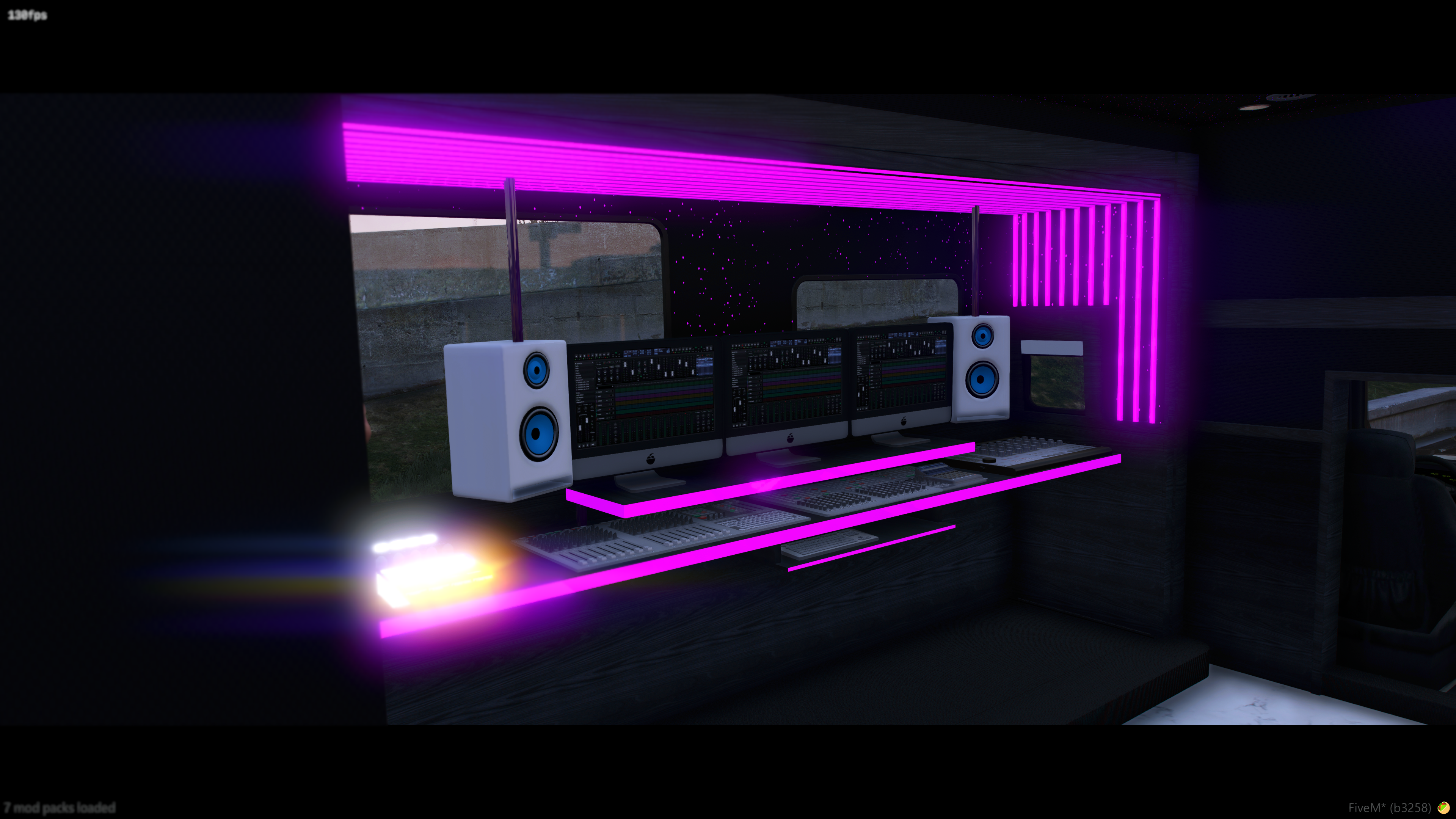 204s Hitmaker Executive Coach - Mobile Studio (Vehicle + Script Combo) 10